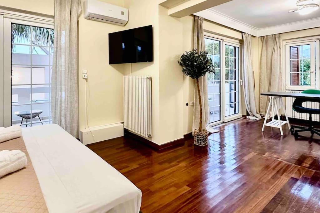 Hippocrates house photo 2