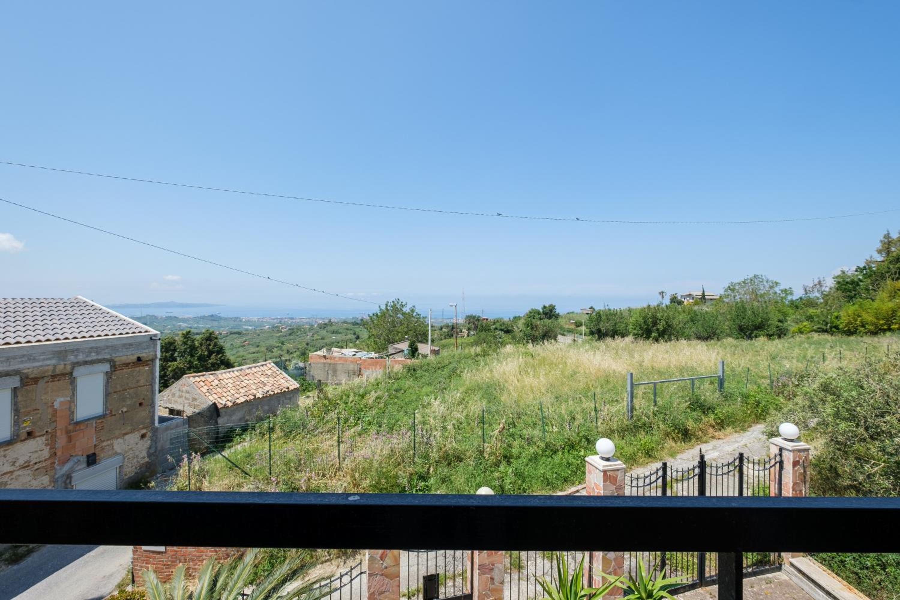 Casa Stella vista Eolie view 3