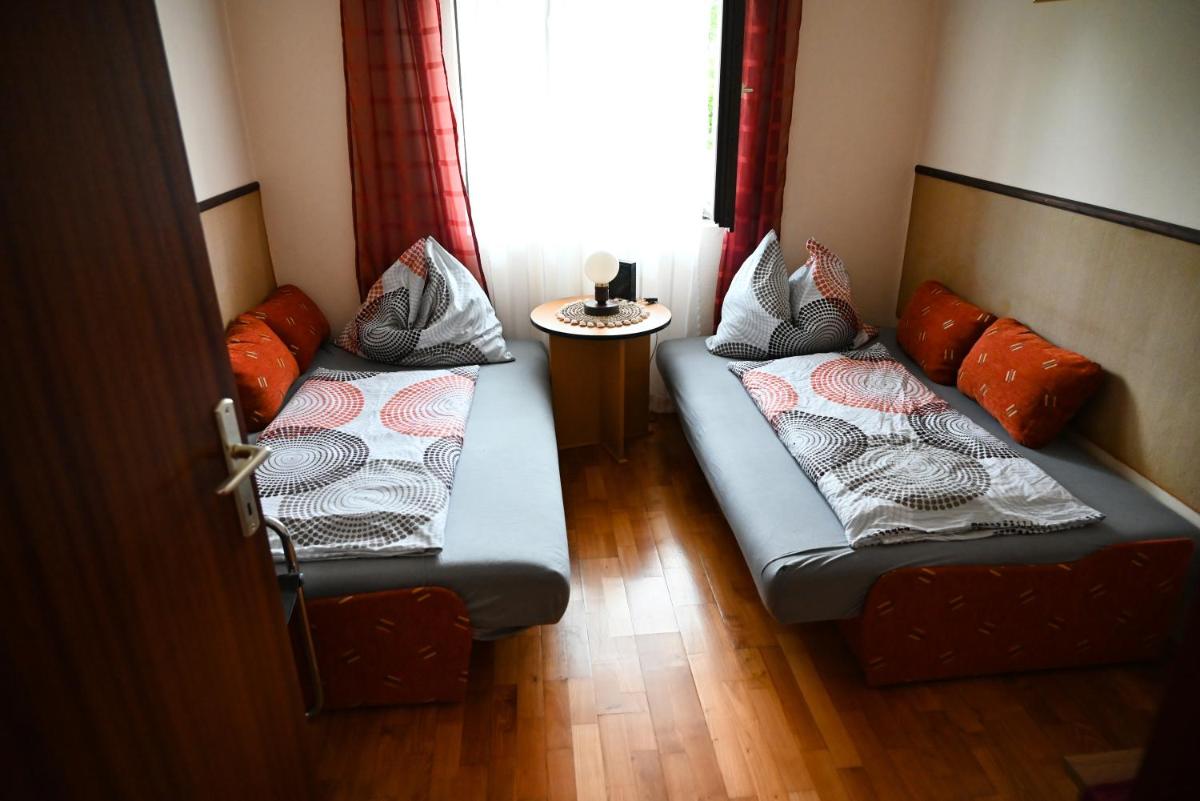 Pelikan Apartman, strand 60 meter view 4