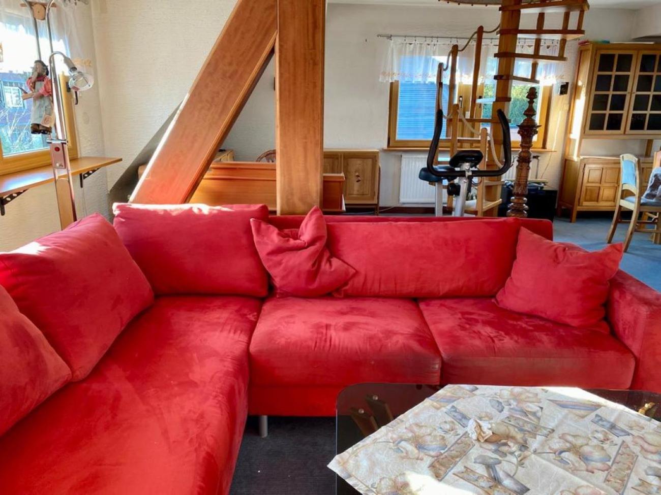 Cozy villa with garden, balcony and parking area in Düsseldorf