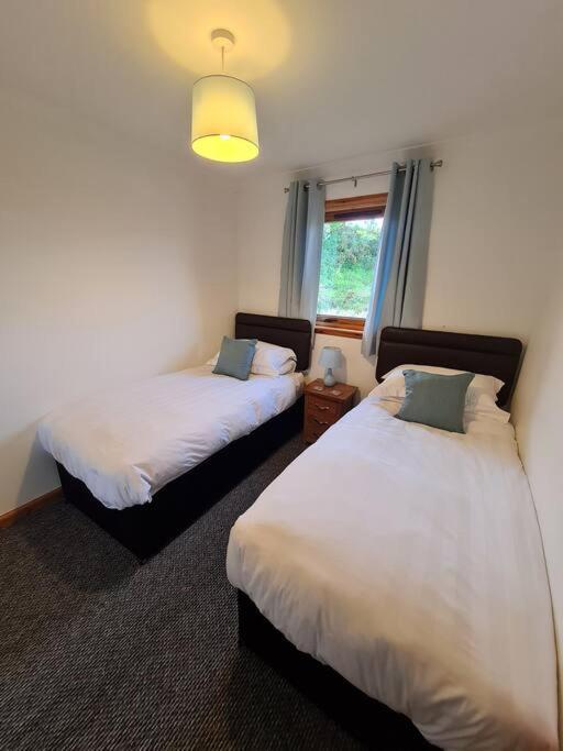 Kings Reach - Crinan Cottage view 4