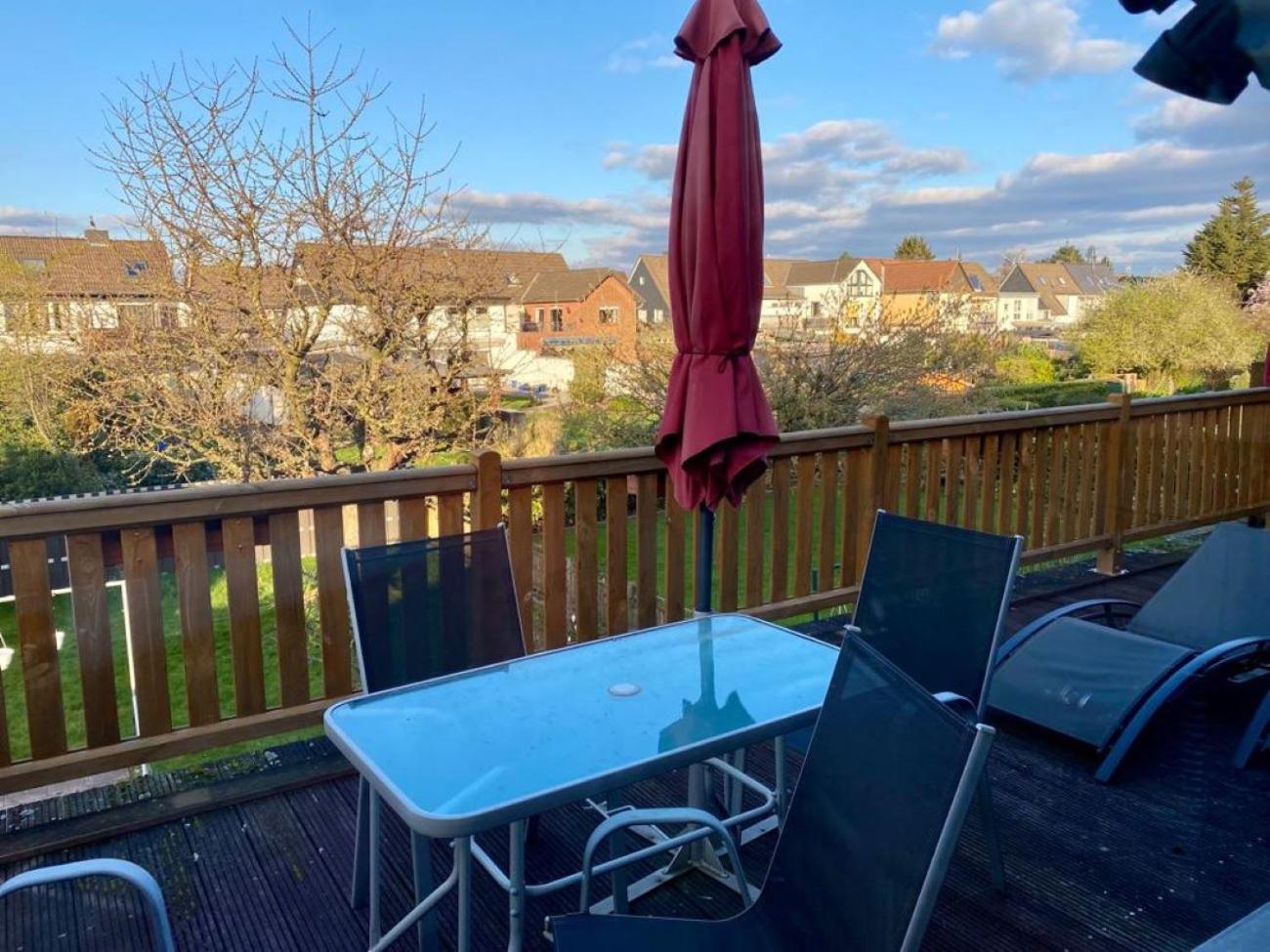 Cozy villa with garden, balcony and parking area in Düsseldorf