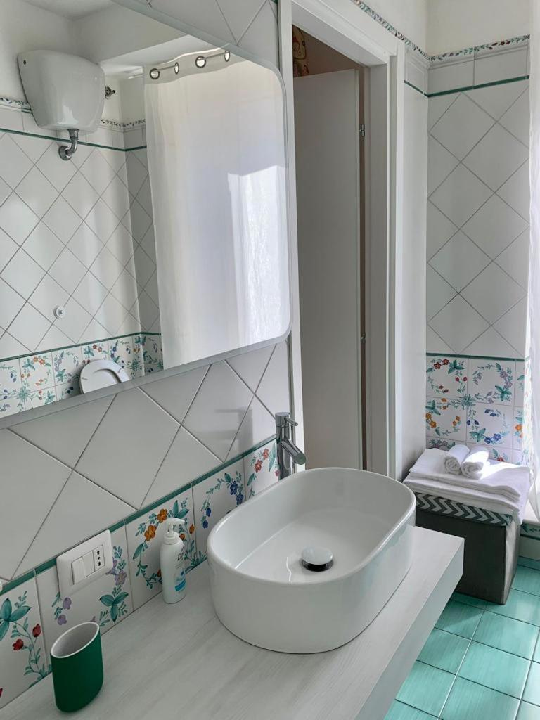 B&B Vela Sea