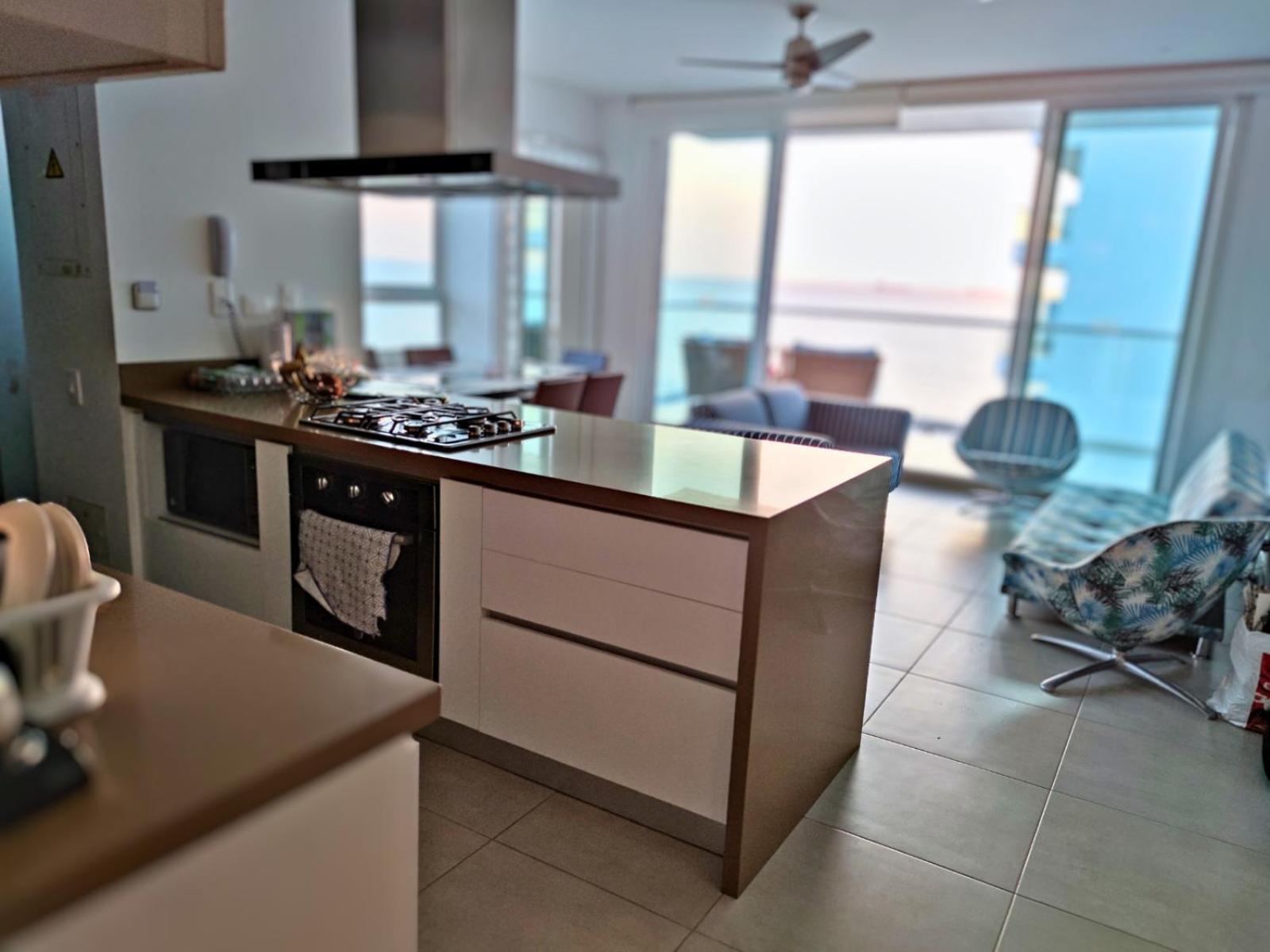 Playa Dormida 2. Hermoso apartamento frente al mar