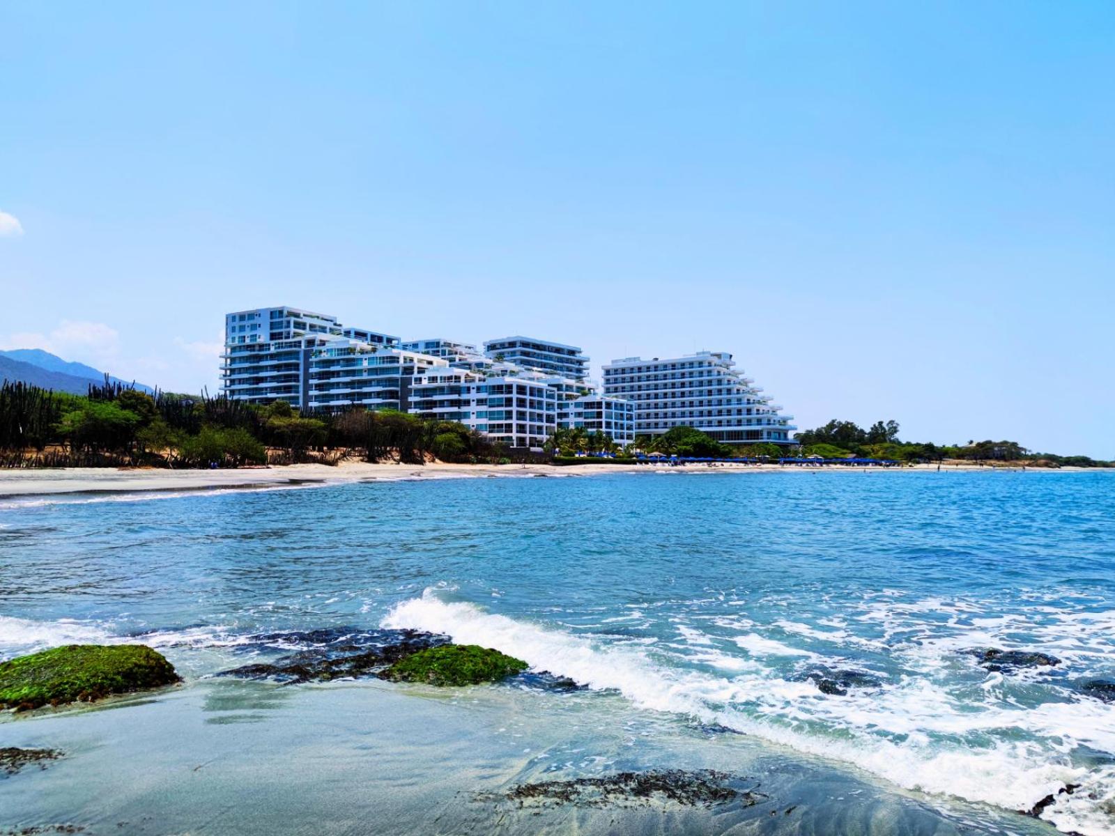 Playa Dormida 2. Hermoso apartamento frente al mar