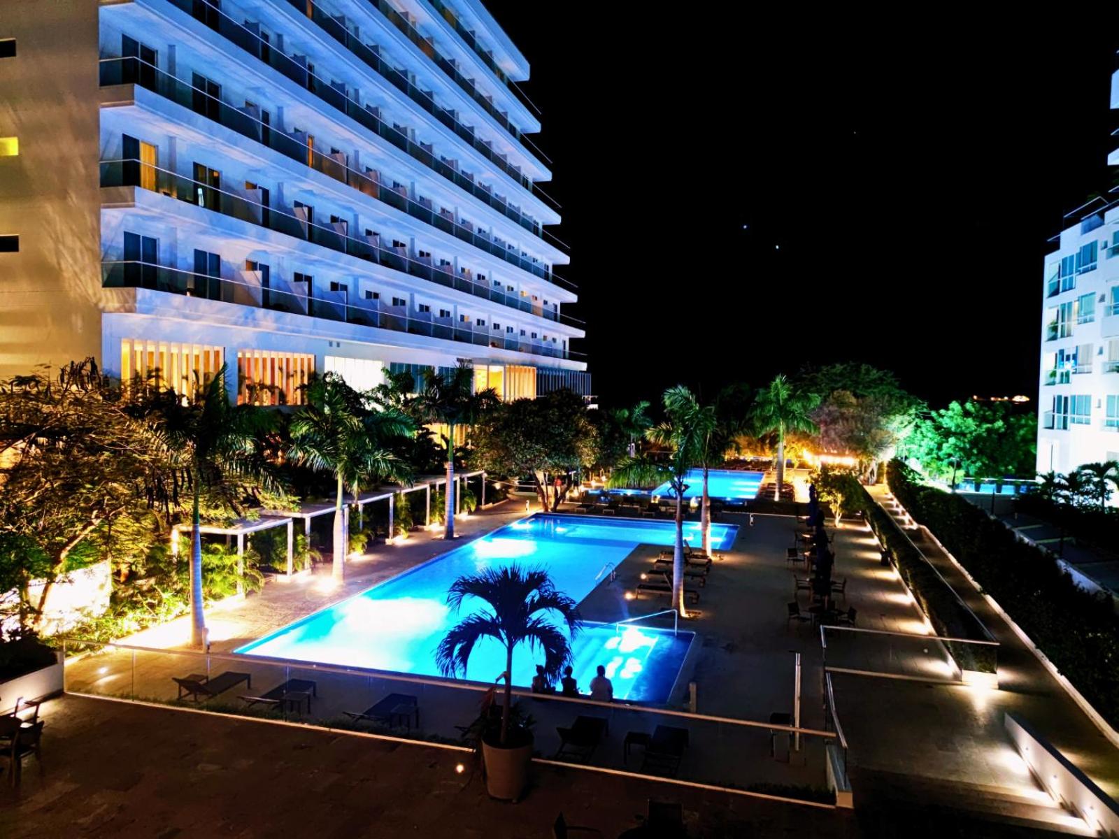 Playa Dormida 2. Hermoso apartamento frente al mar