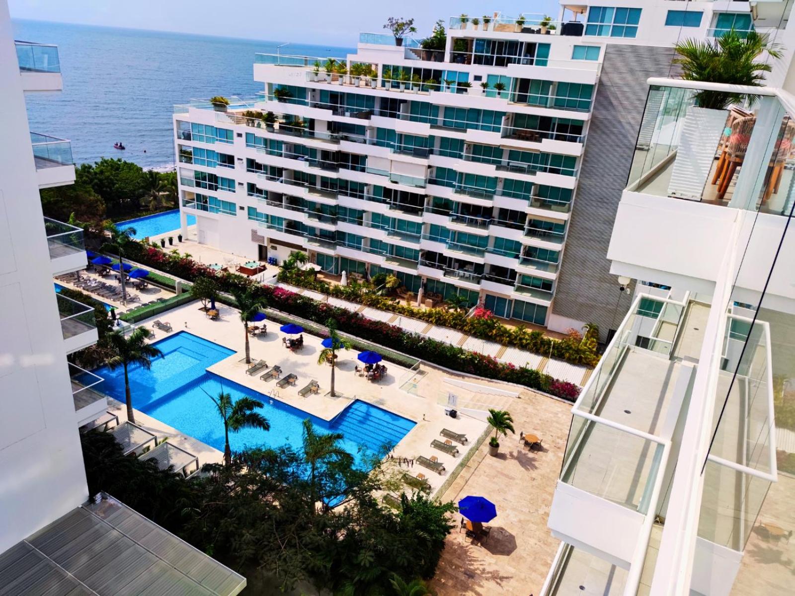 Playa Dormida 2. Hermoso apartamento frente al mar
