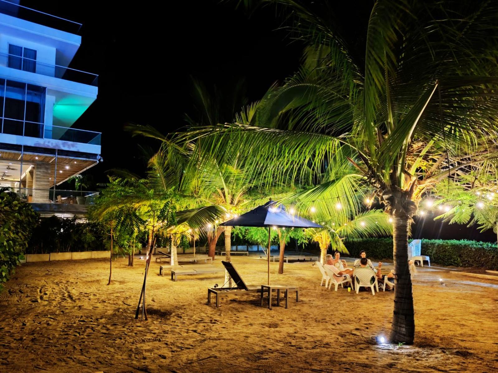 Playa Dormida 2. Hermoso apartamento frente al mar