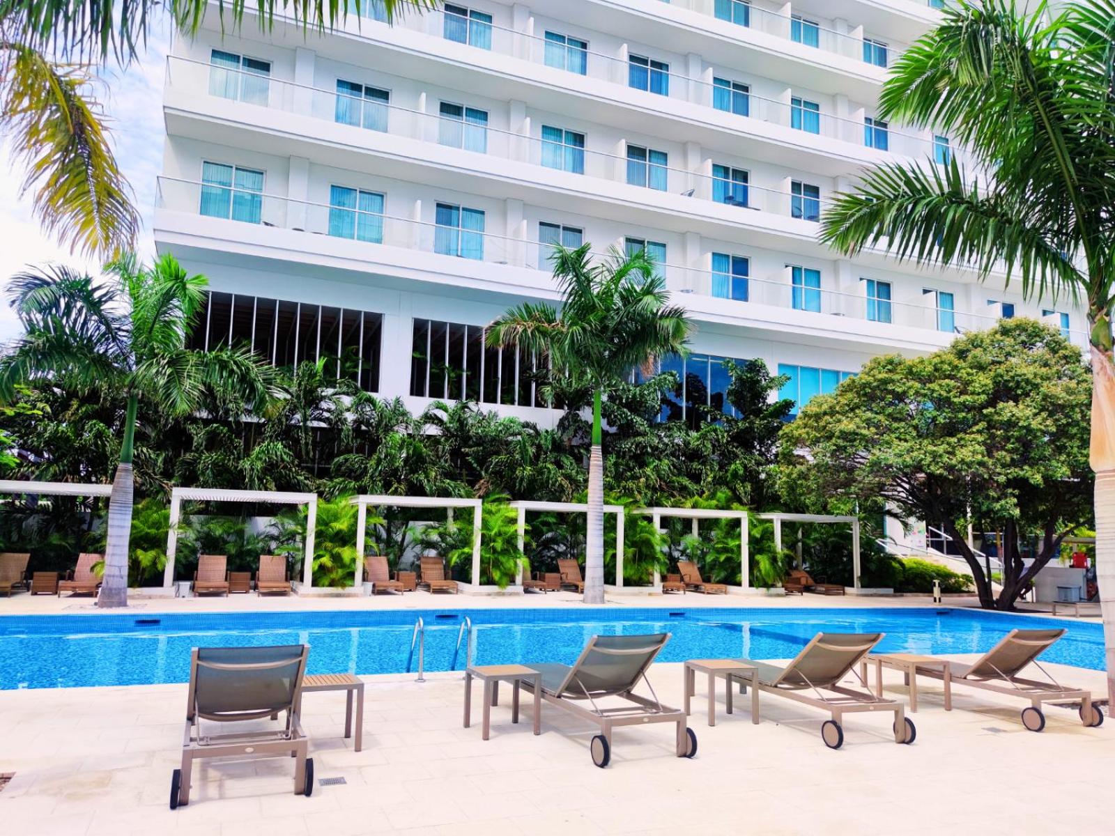 Playa Dormida 2. Hermoso apartamento frente al mar