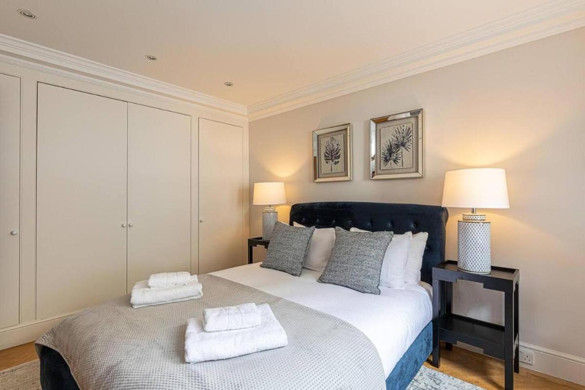 Fabulous Mayfair Apartment
