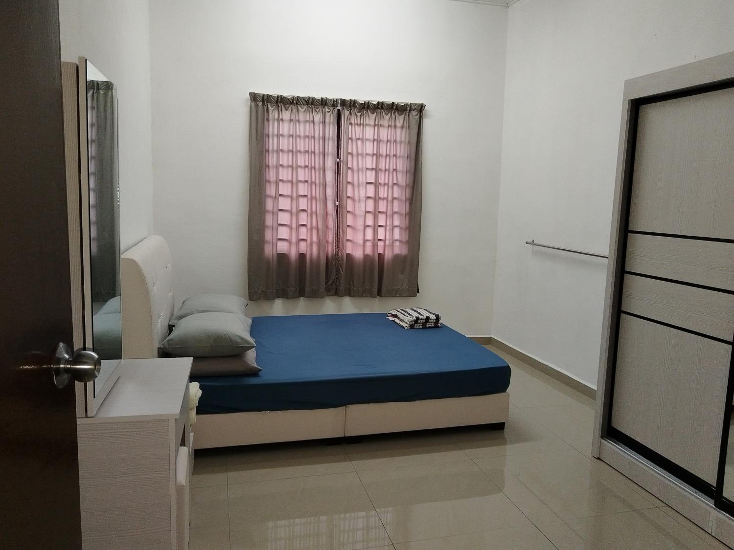 KJS Homestay, Layang-Layang, Johor photo 4