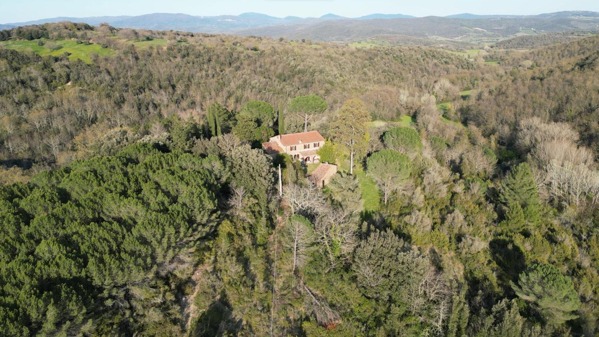 Casa Poggio Agliai basso view 3