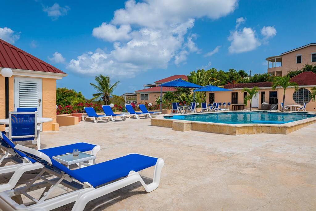 Villa by the sea