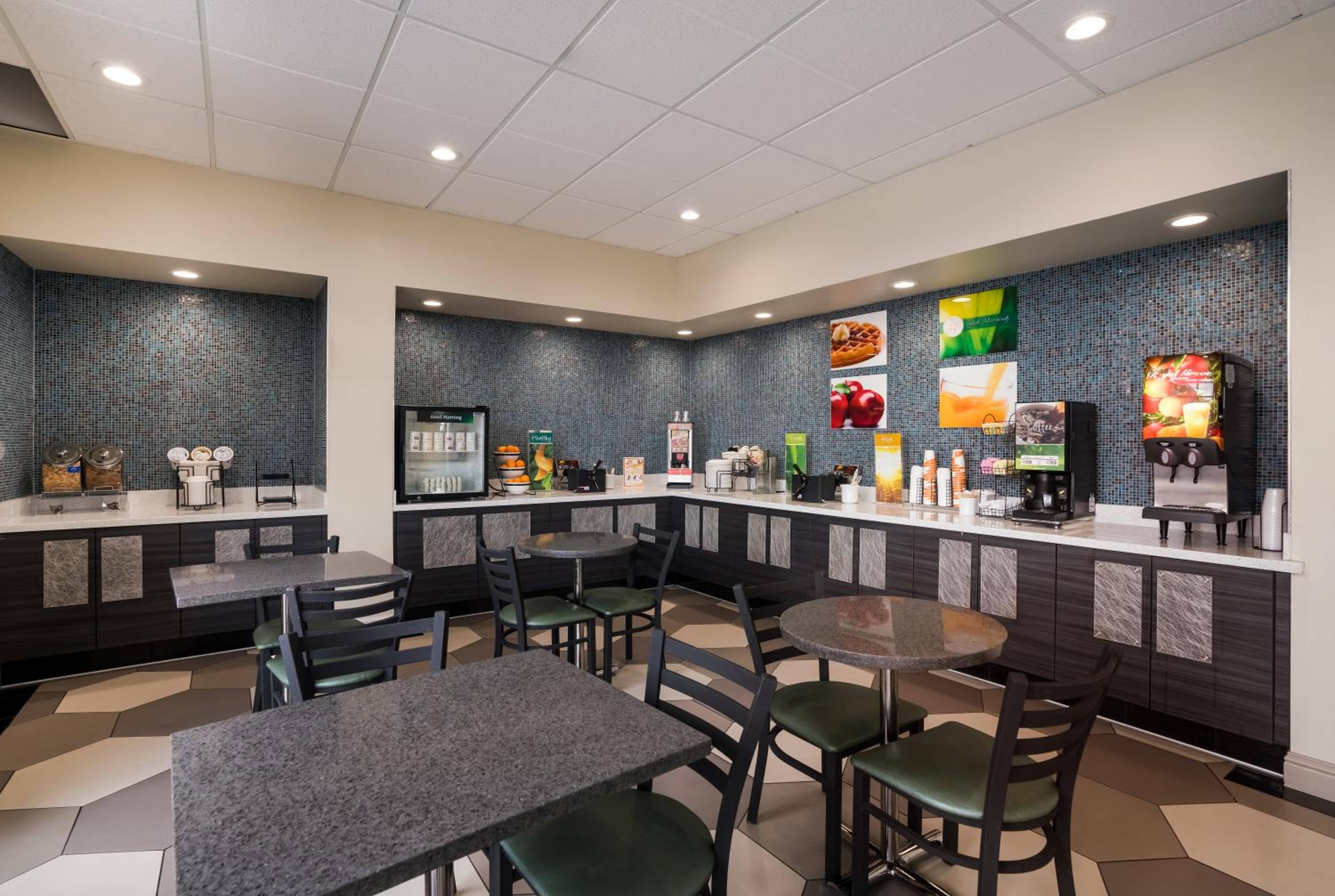 Fairfield Vacations - Quality Inn Fairfield Napa Valley Area - Property Image 33