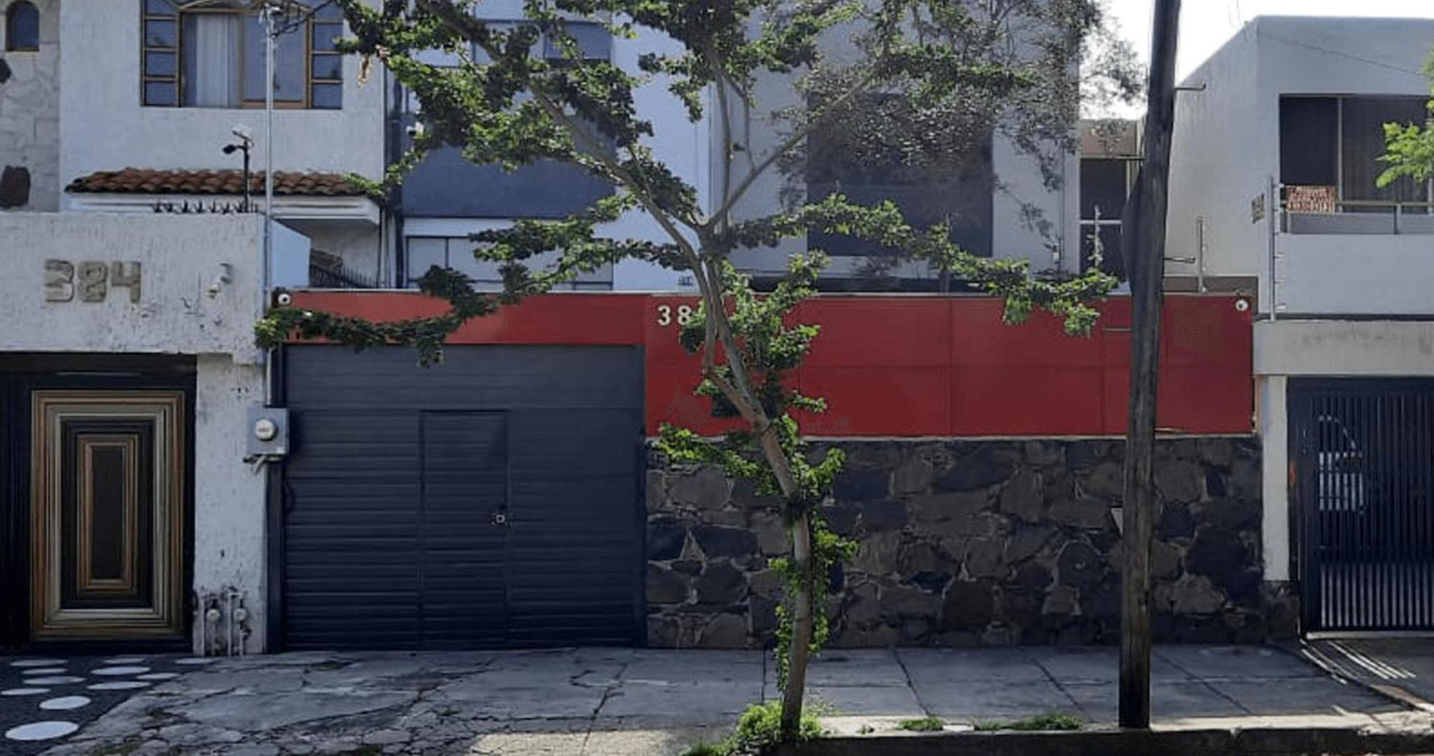 Habitaciones privadas con baño propio en una zona segura y céntrica de Guadalajara.