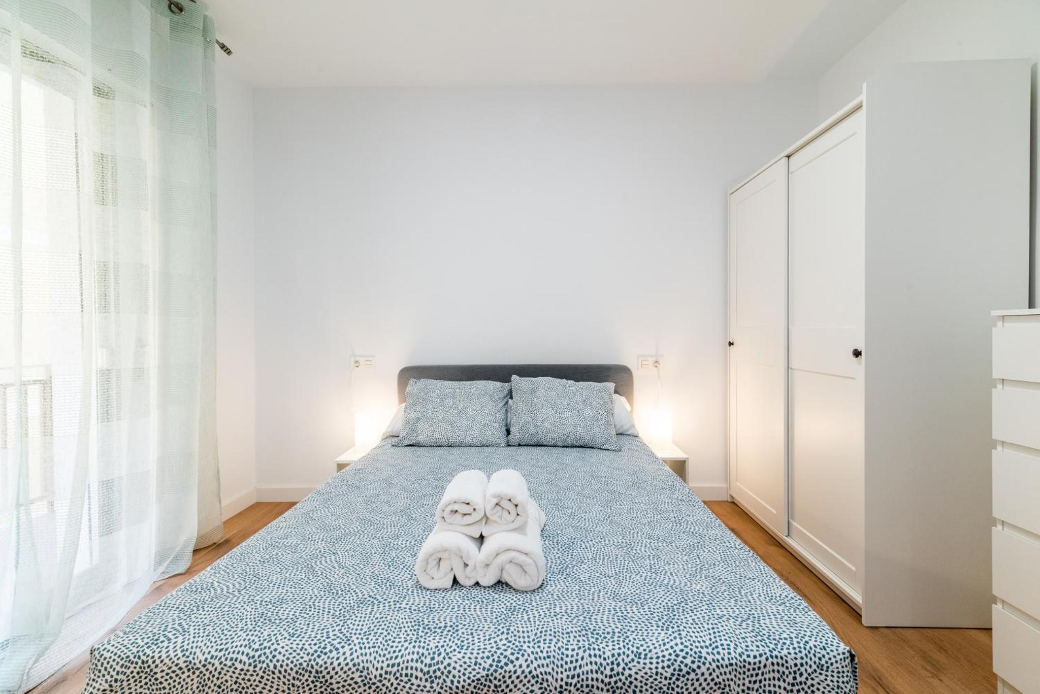 Apartamento junto a Plaza Toros y Hospitales con Parking Gratis