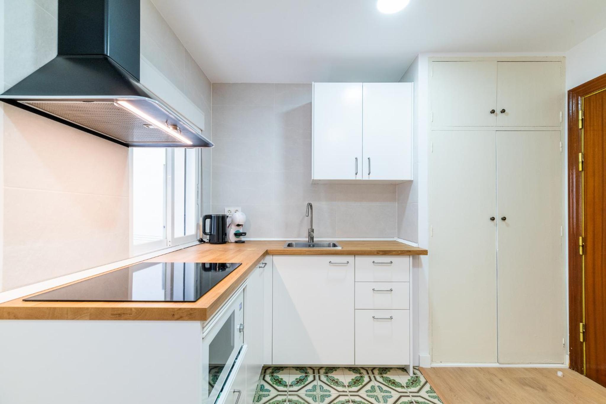 Apartamento junto a Plaza Toros y Hospitales con Parking Gratis