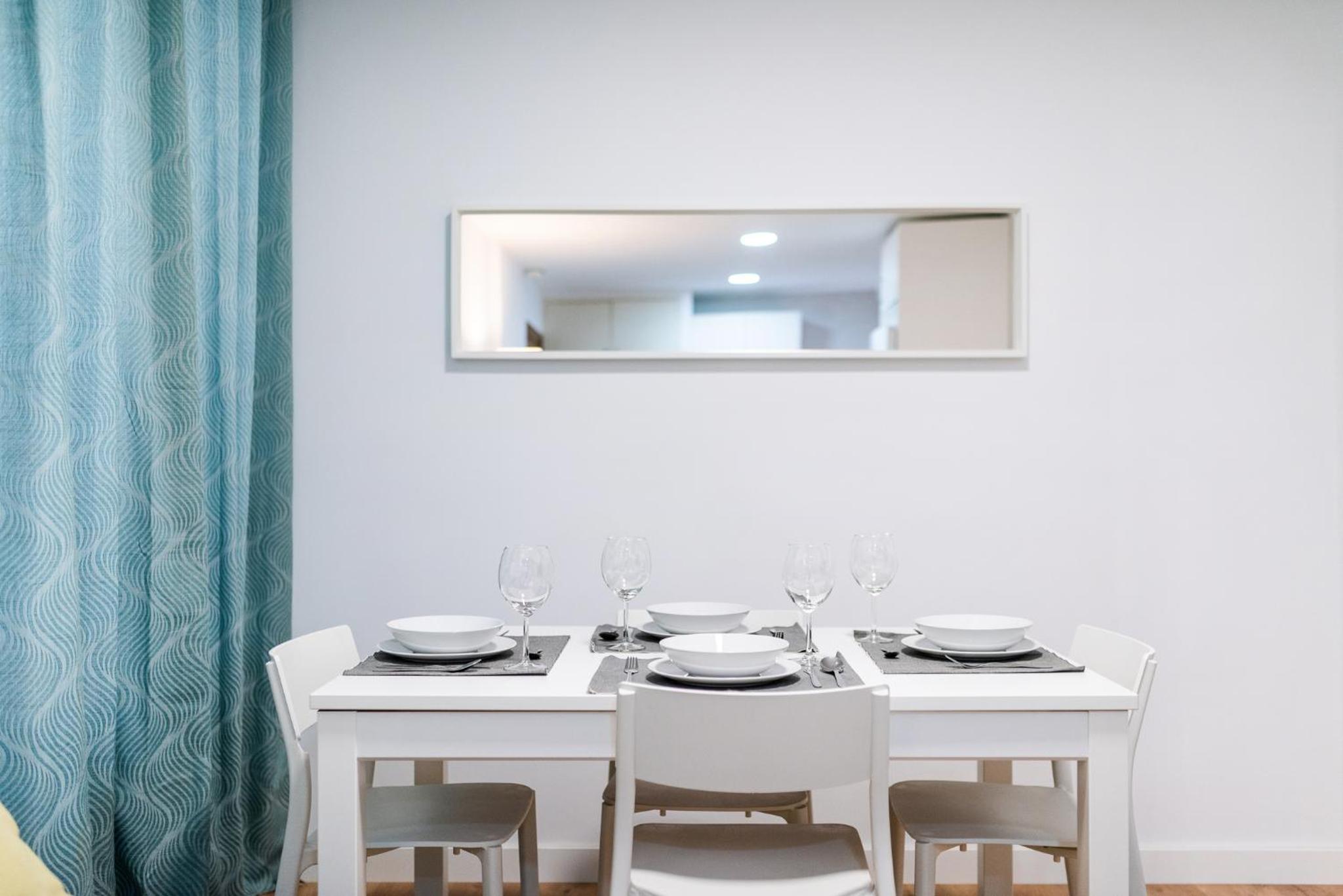 Apartamento junto a Plaza Toros y Hospitales con Parking Gratis