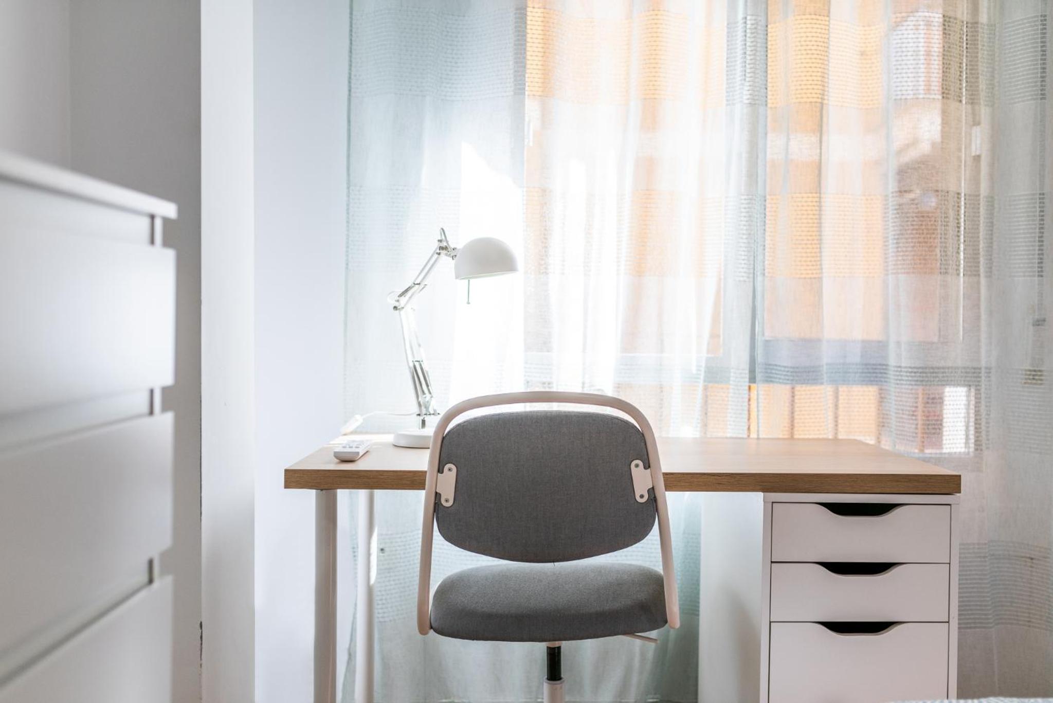 Apartamento junto a Plaza Toros y Hospitales con Parking Gratis