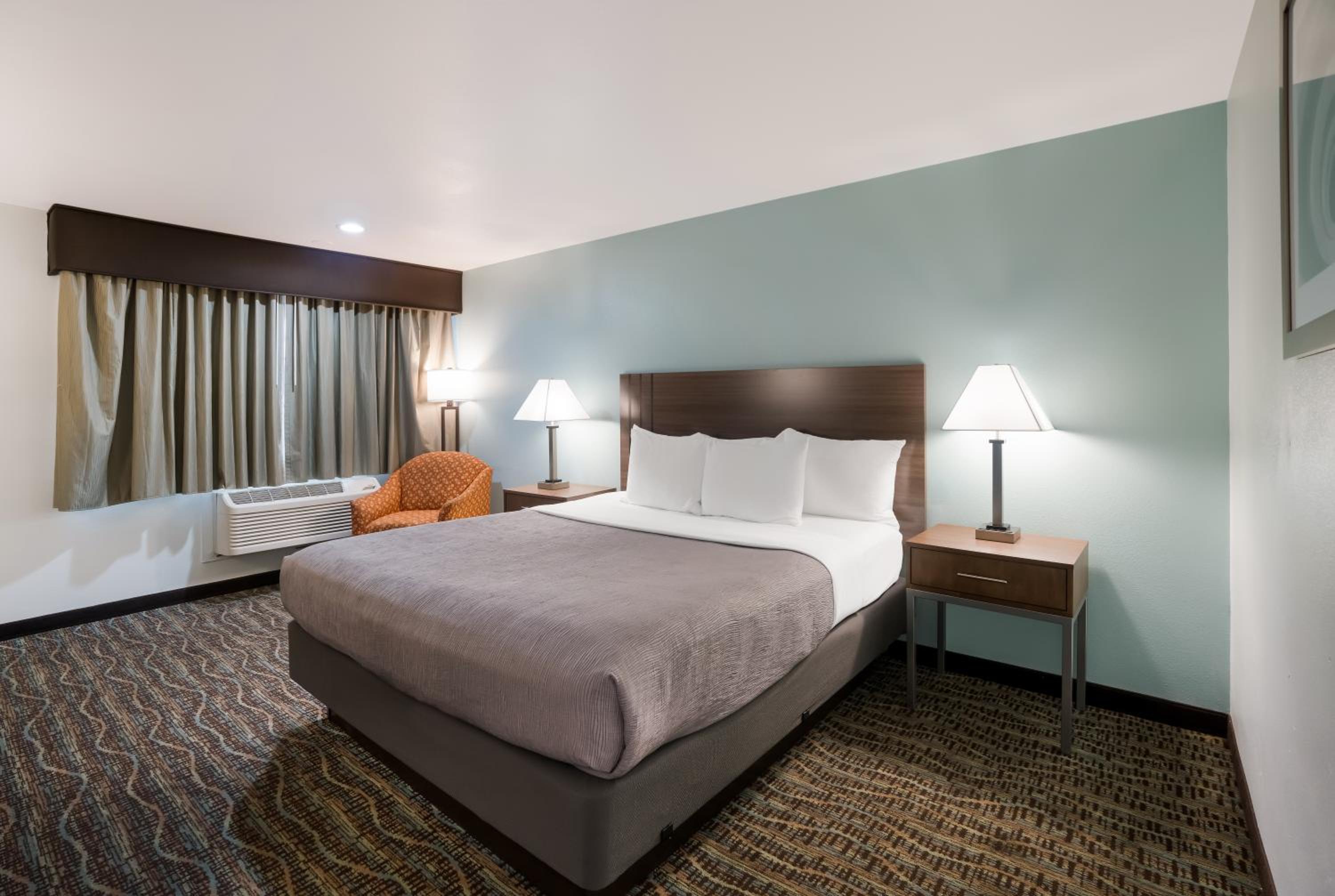 Fairfield Vacations - Quality Inn Fairfield Napa Valley Area - Property Image 42