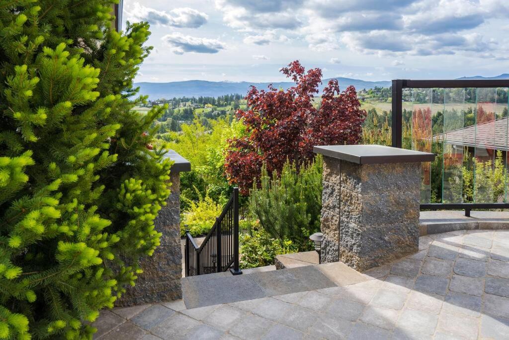 Sunrise Valley Suite