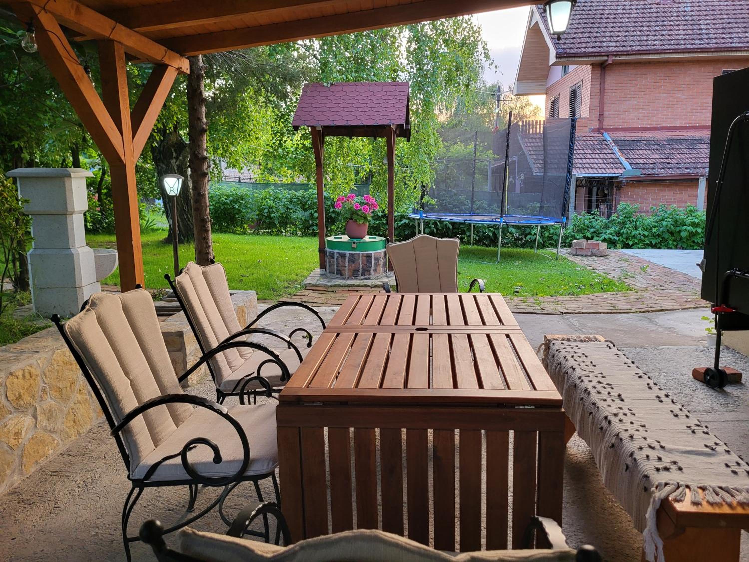 Photo 33