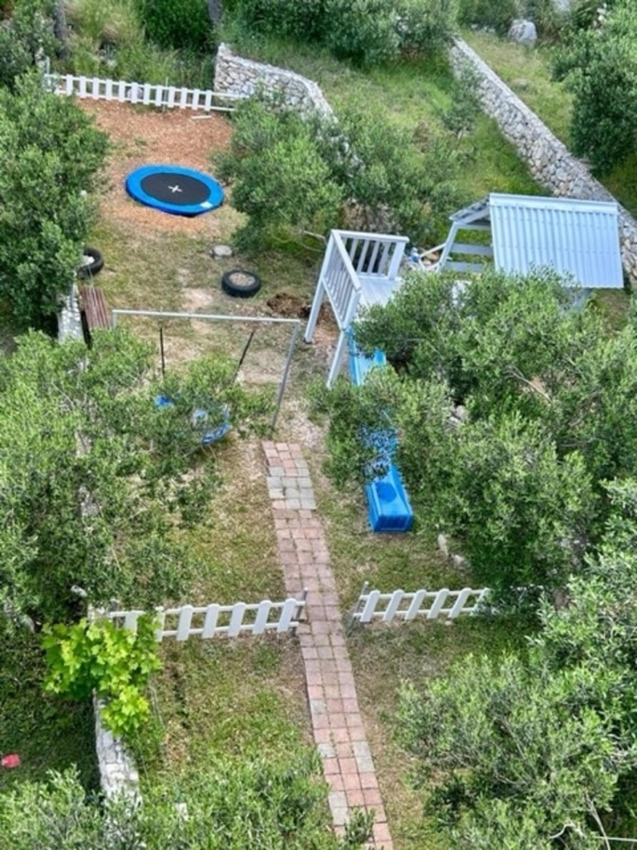 Photo 15