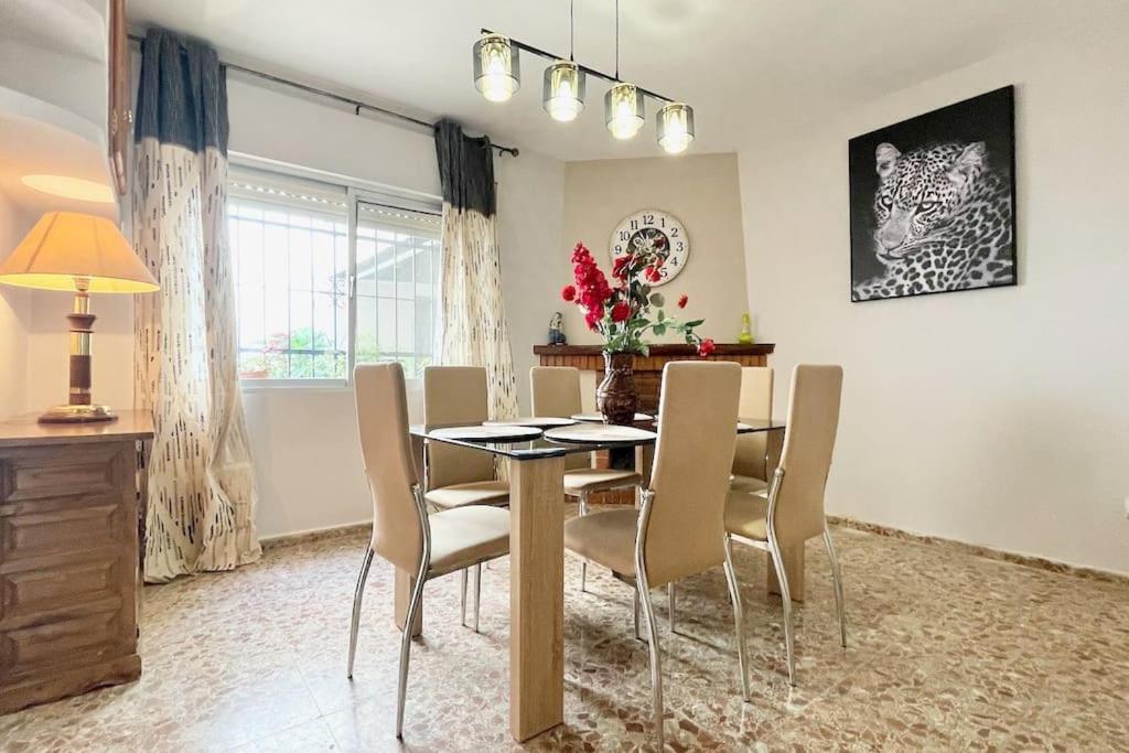 Fuengirola Beach Luxury Villa
