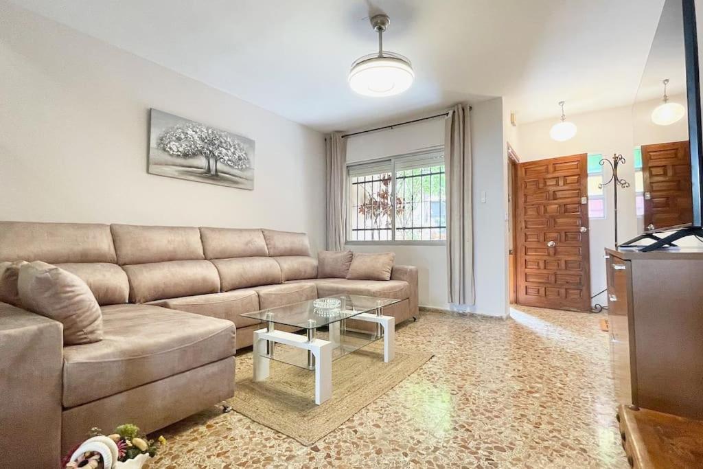 Fuengirola Beach Luxury Villa