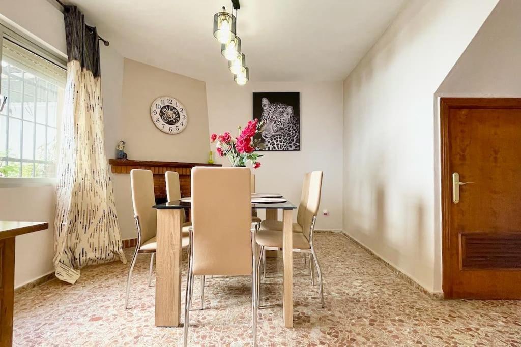 Fuengirola Beach Luxury Villa