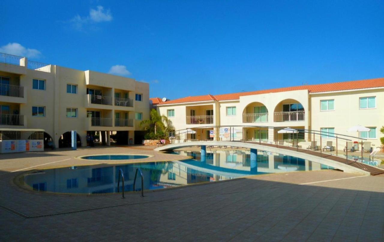 Cozy ground floor appartment with communal pool