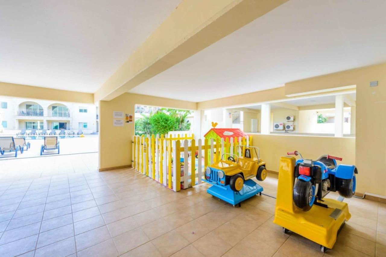 Cozy ground floor appartment with communal pool