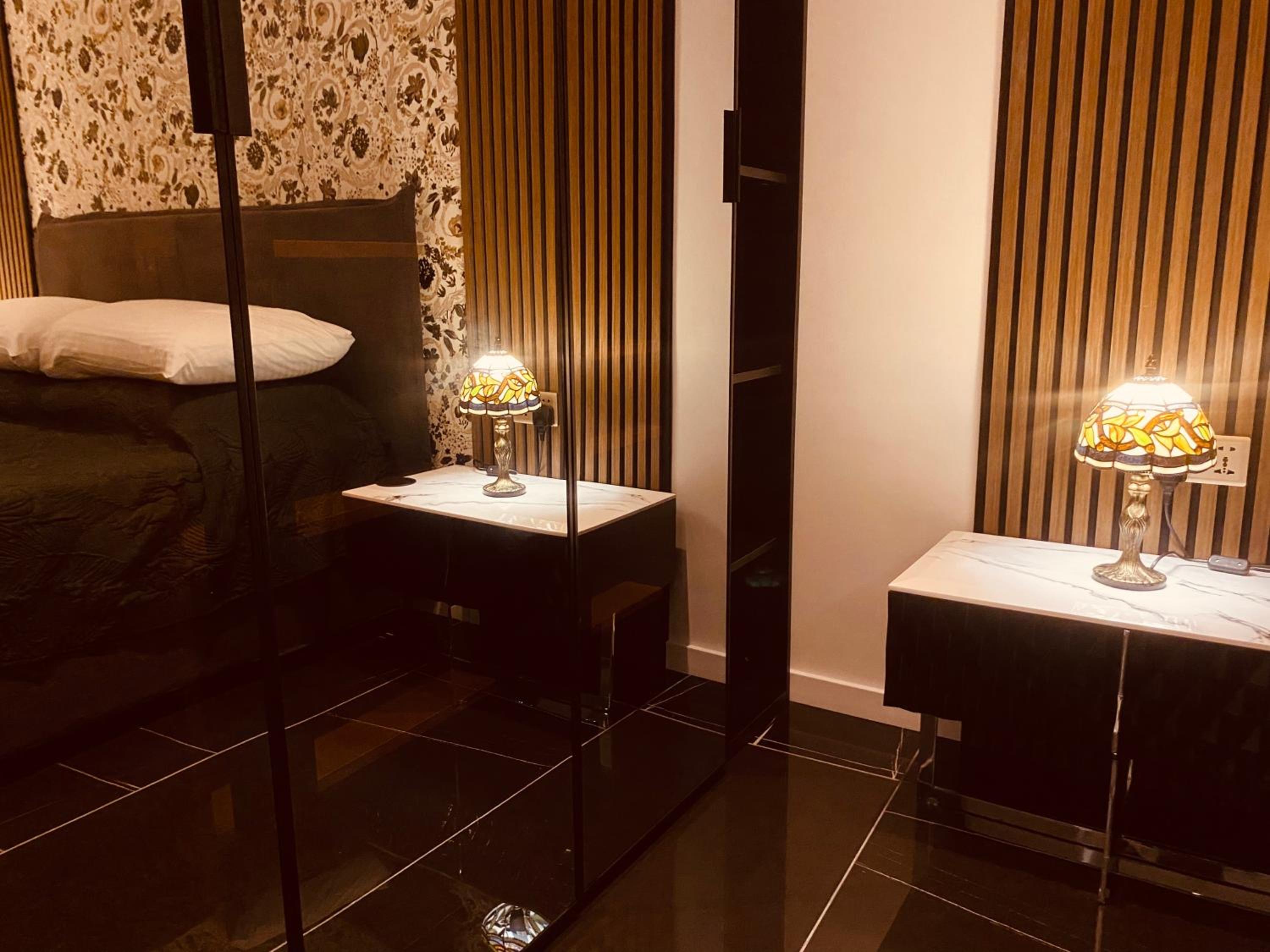 Azure Gold Apartment