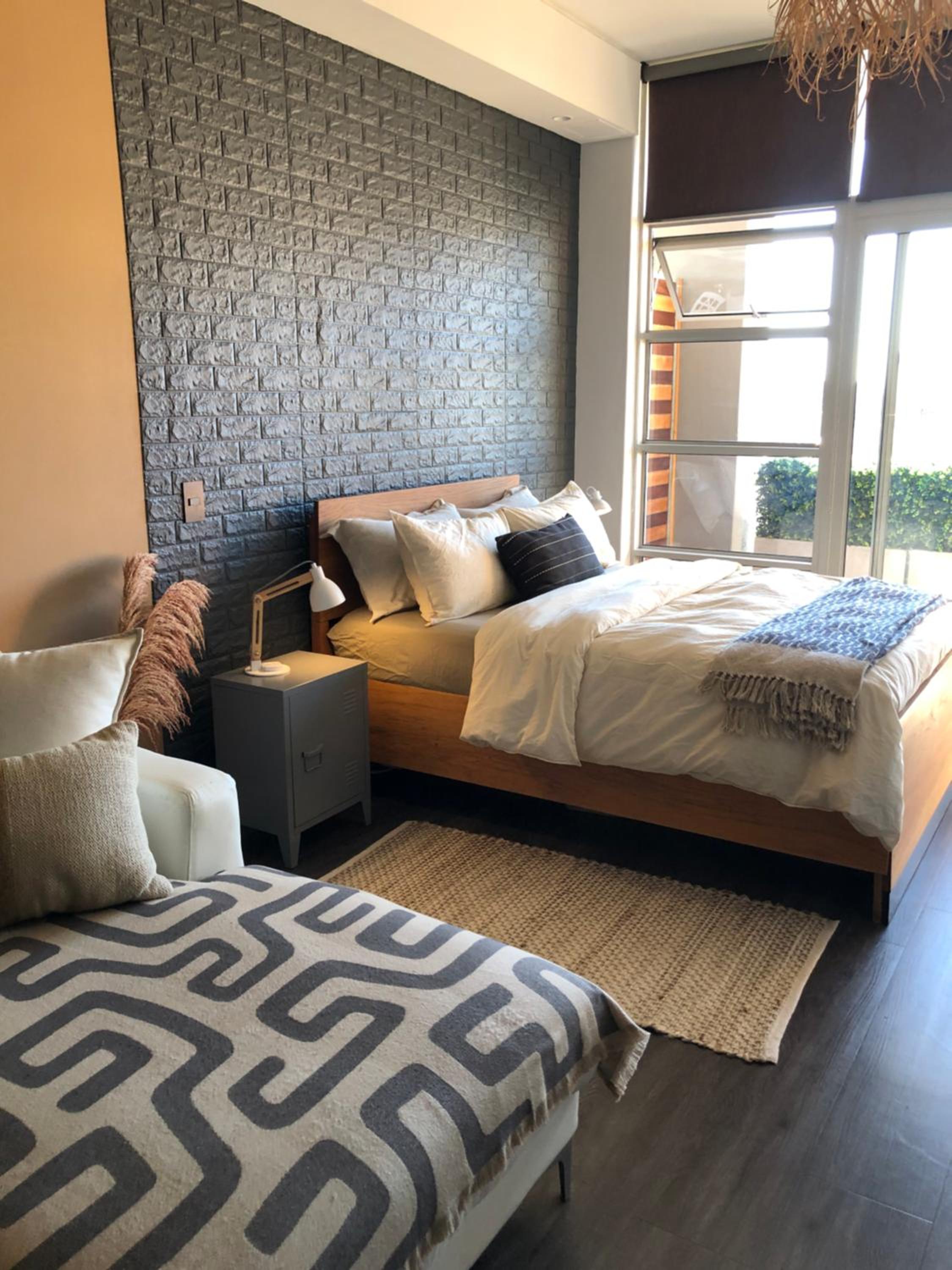 Urban City Pad with Cape central view view 5