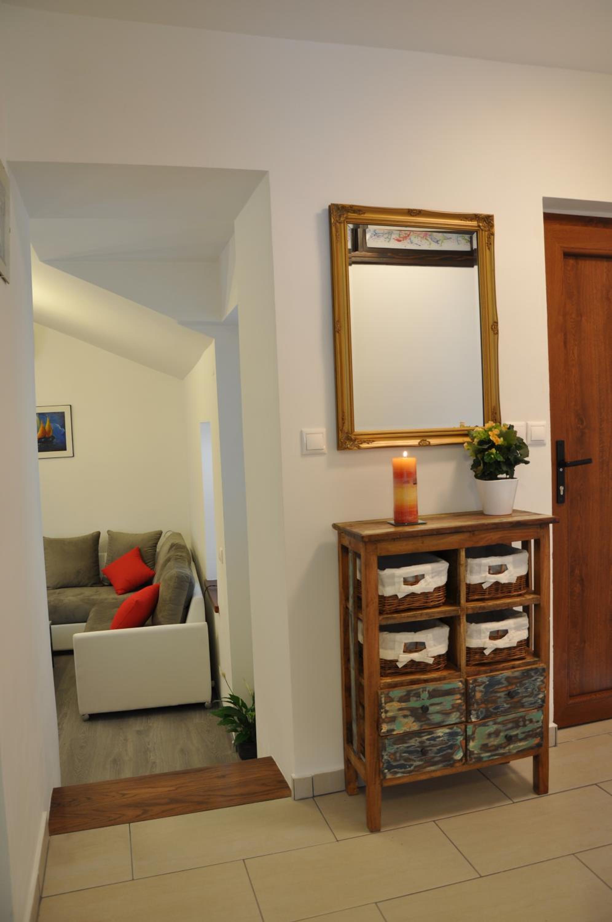 Apartment Sweet Home