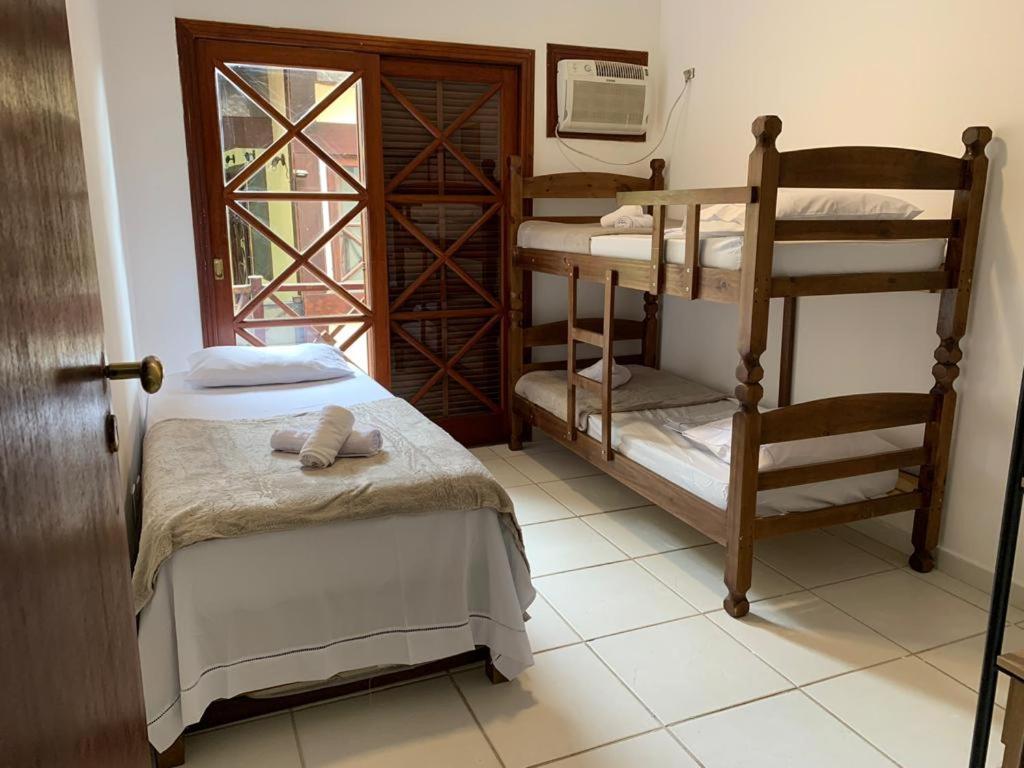 Casa H11 em condomínio fechado frente a praia Maresias