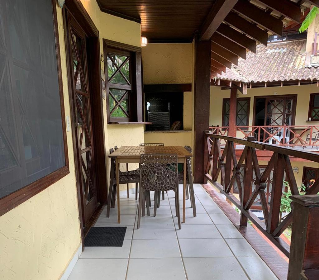 Casa H11 em condomínio fechado frente a praia Maresias
