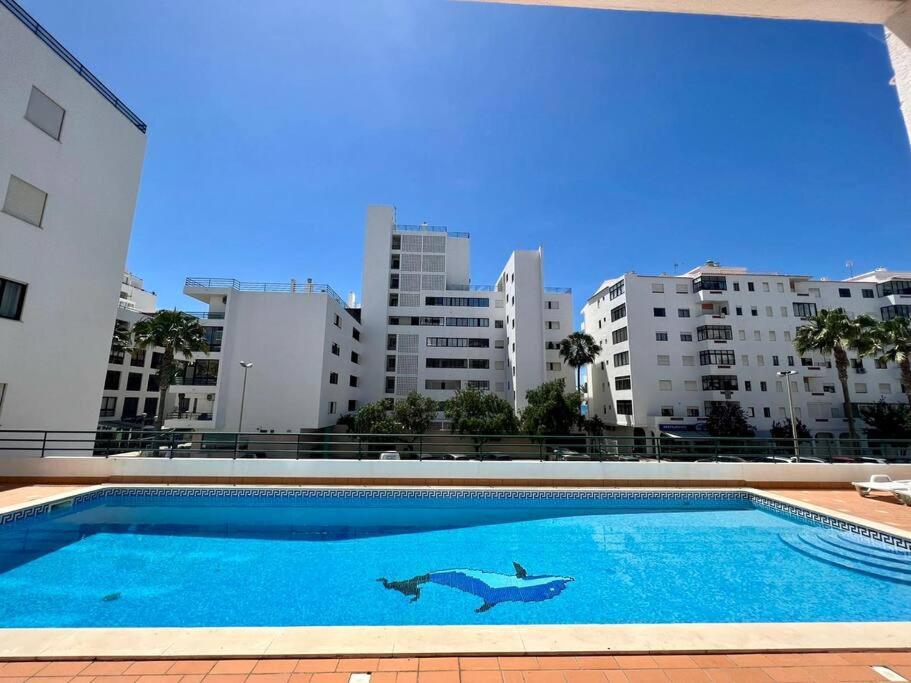 Luxury Modern Beach Apartment