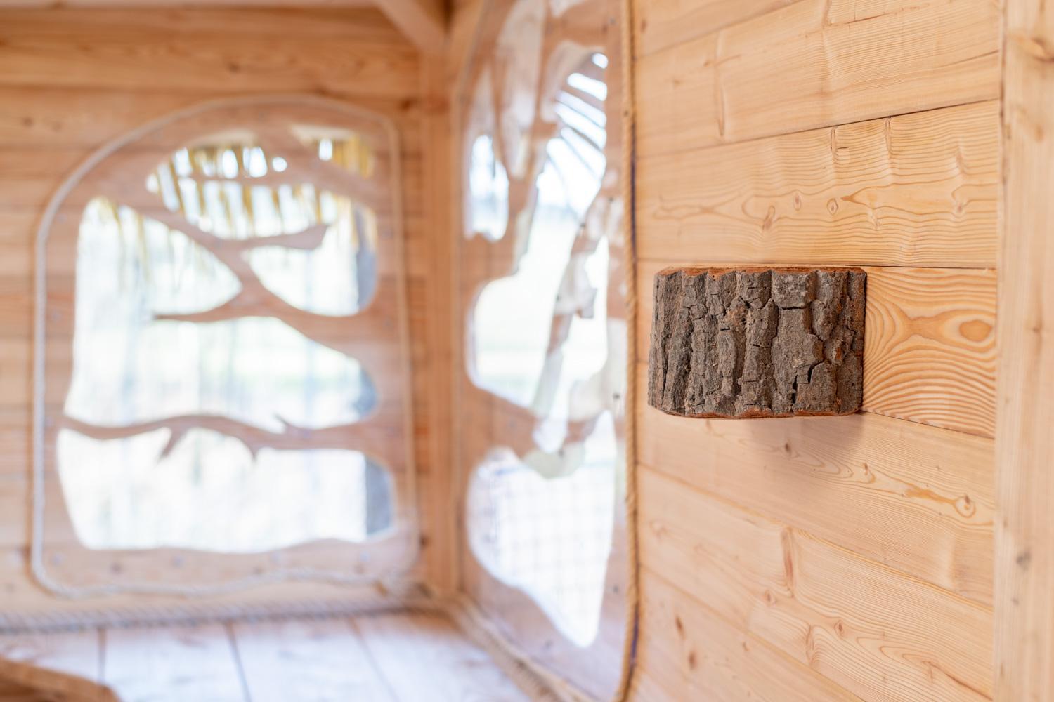 Treehouse U rybníka