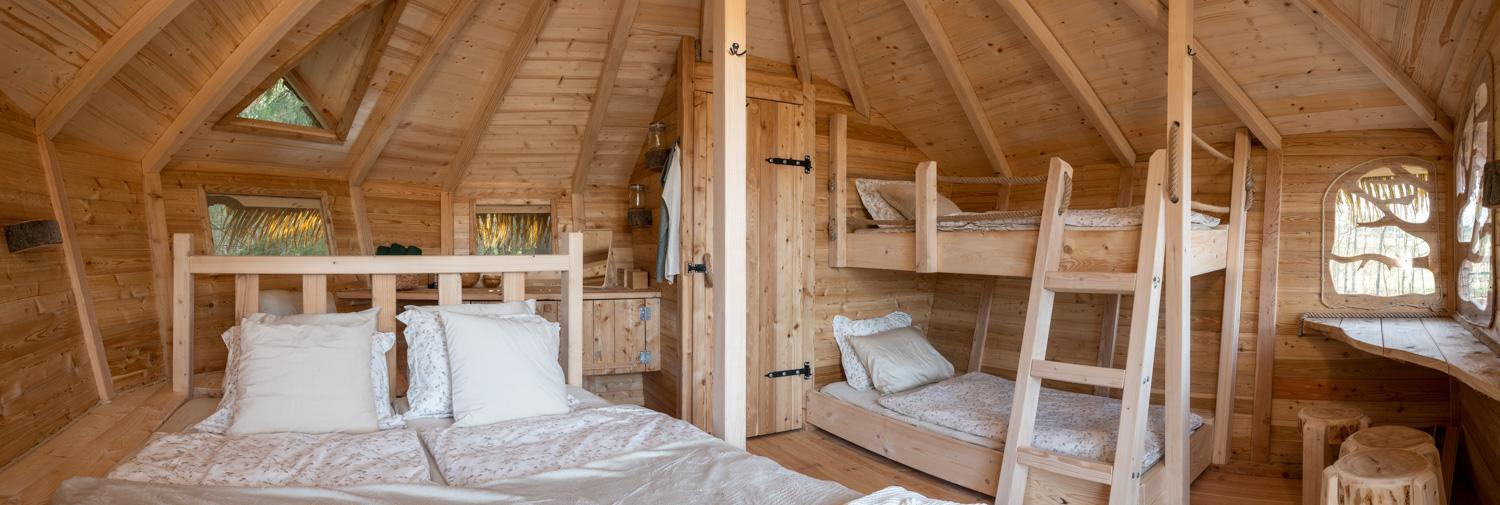 Treehouse U rybníka