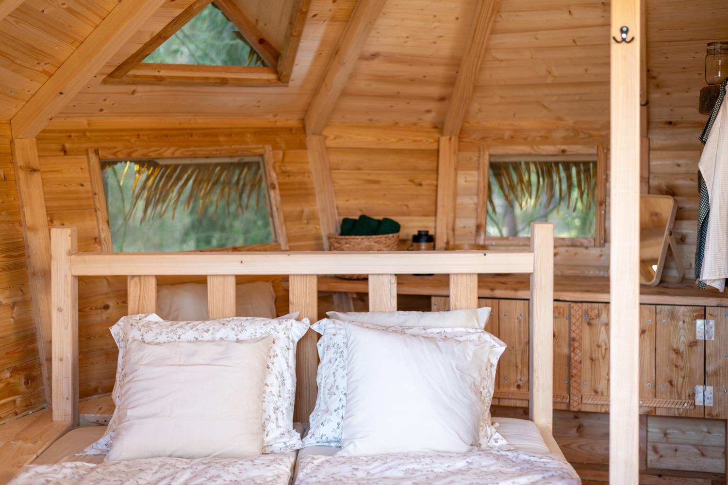 Treehouse U rybníka