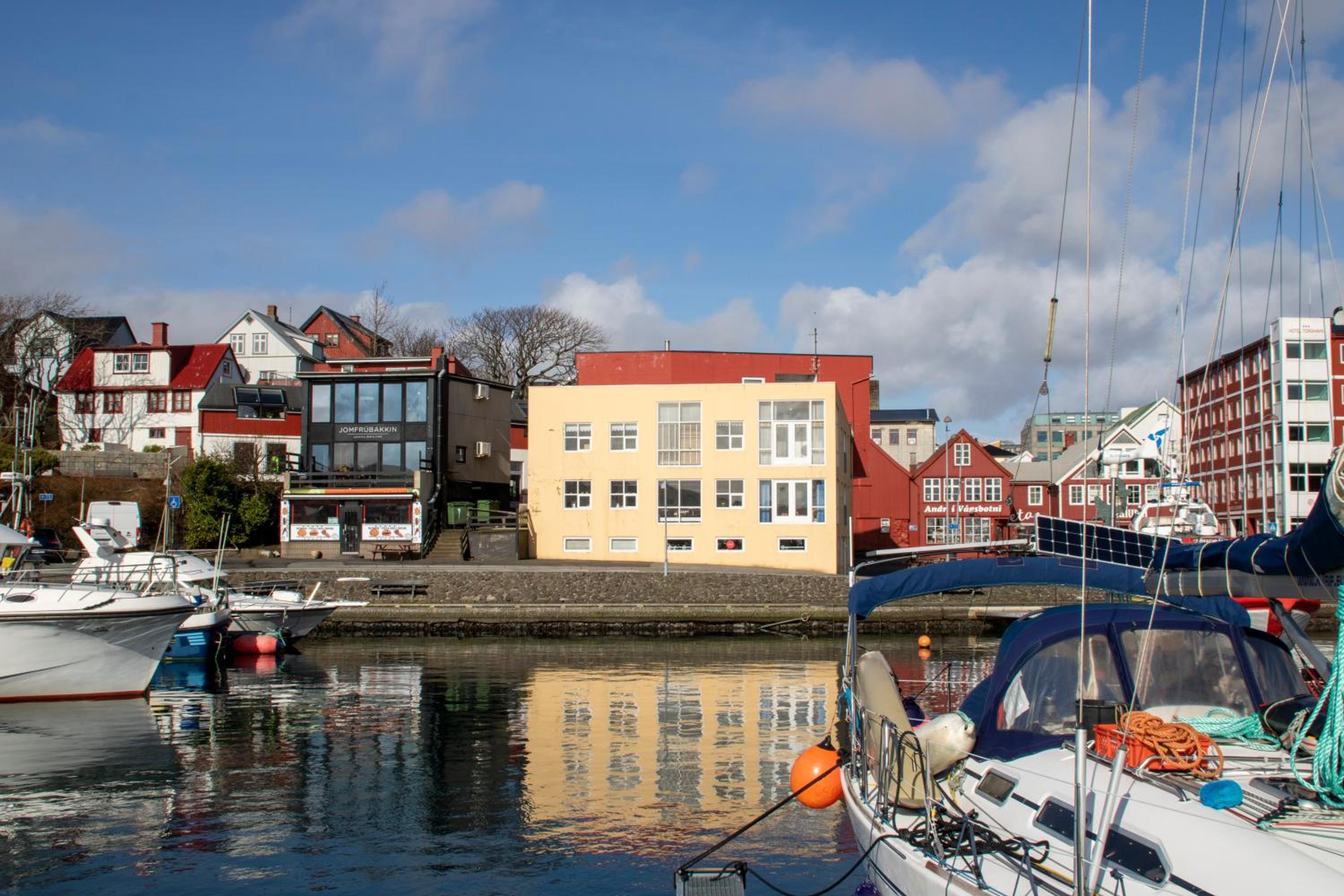 Guesthouse at the boat harbour