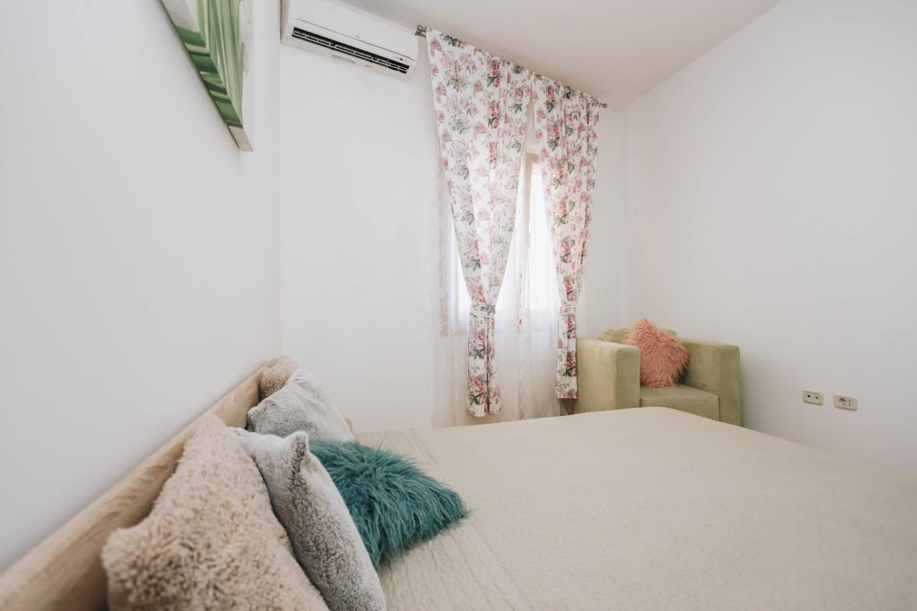 Apartment near Ponta Nova of Rafailovici view 5