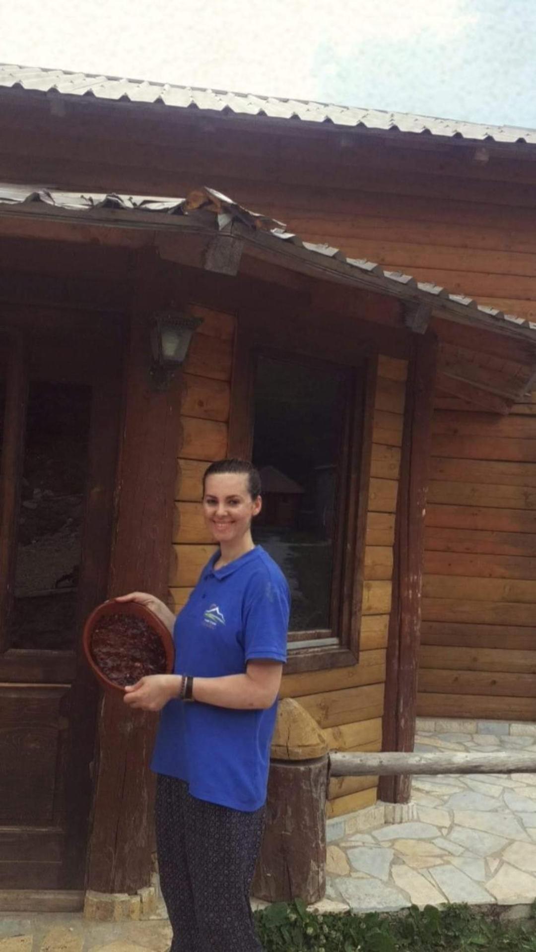 Guest House Astrit Villi