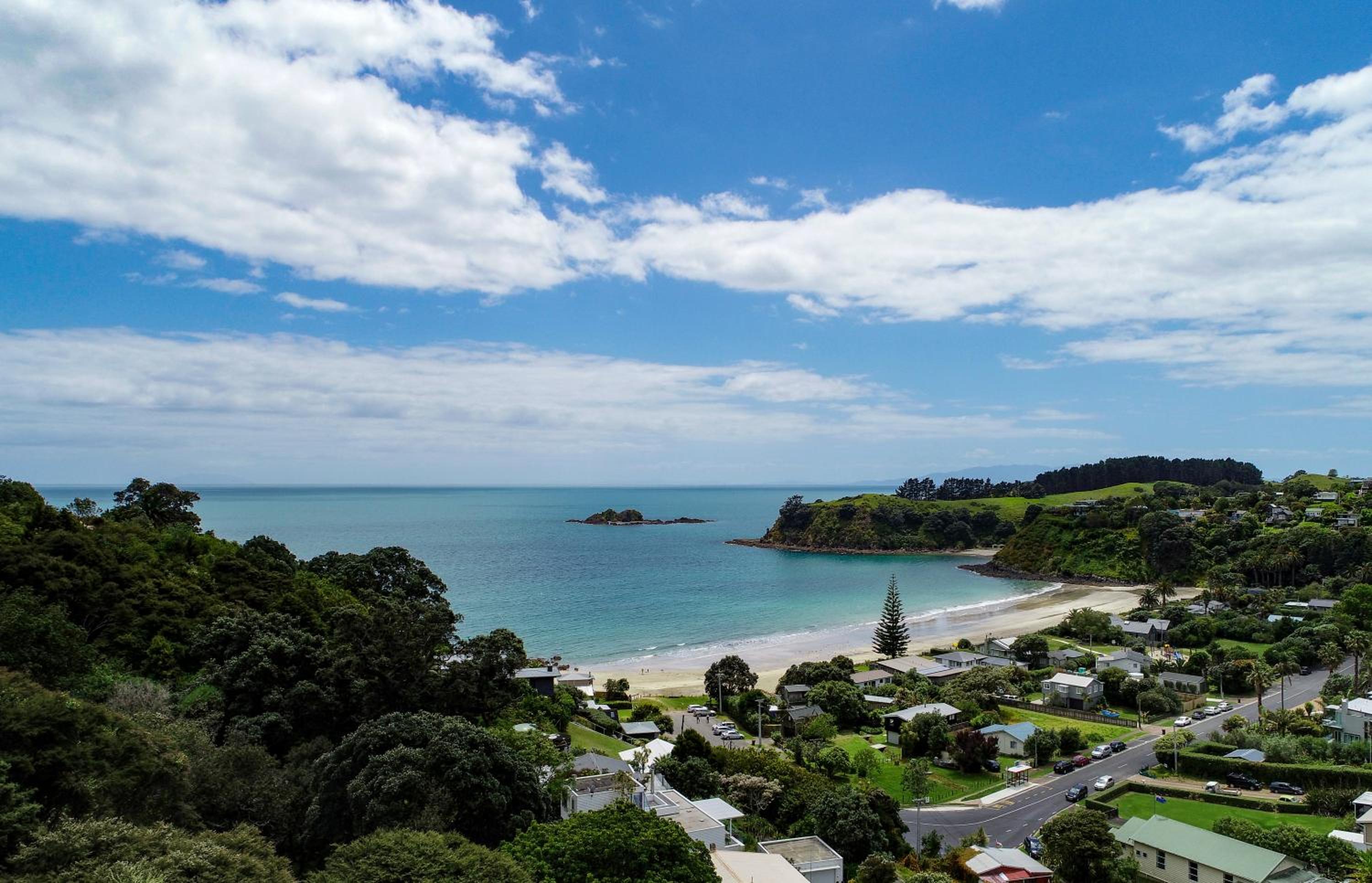 Island View - Stay Waiheke view 3