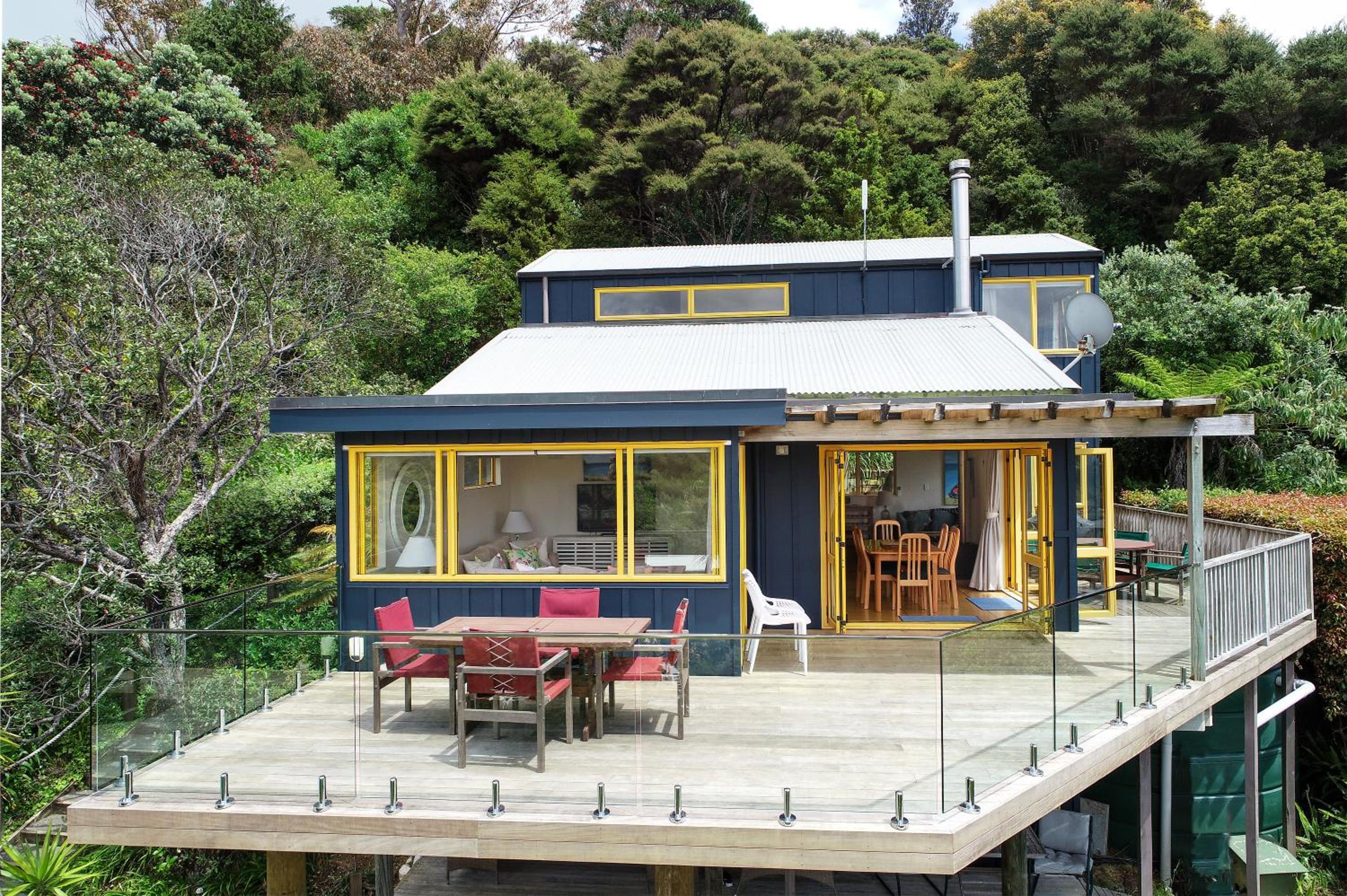 Island View - Stay Waiheke view 2