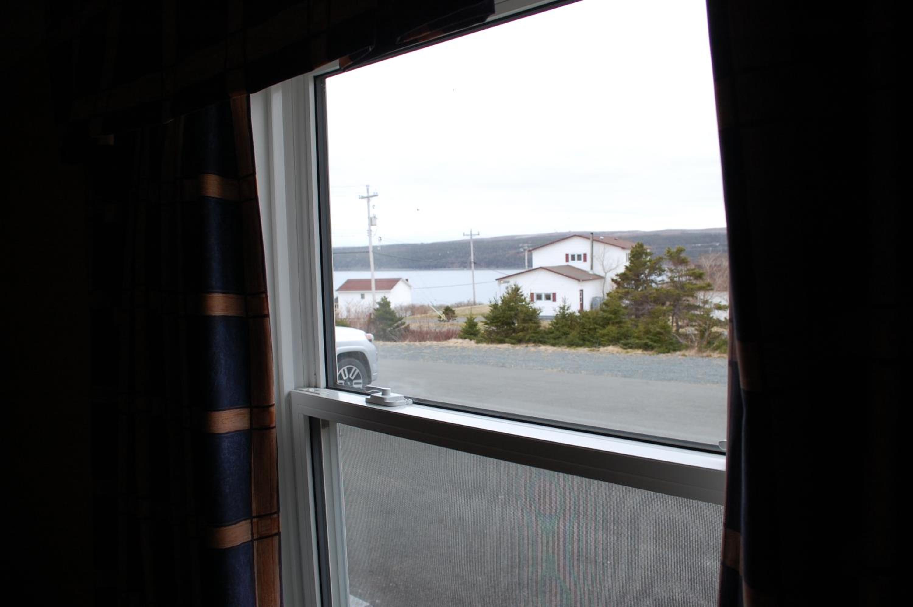 Edge of the Avalon Inn