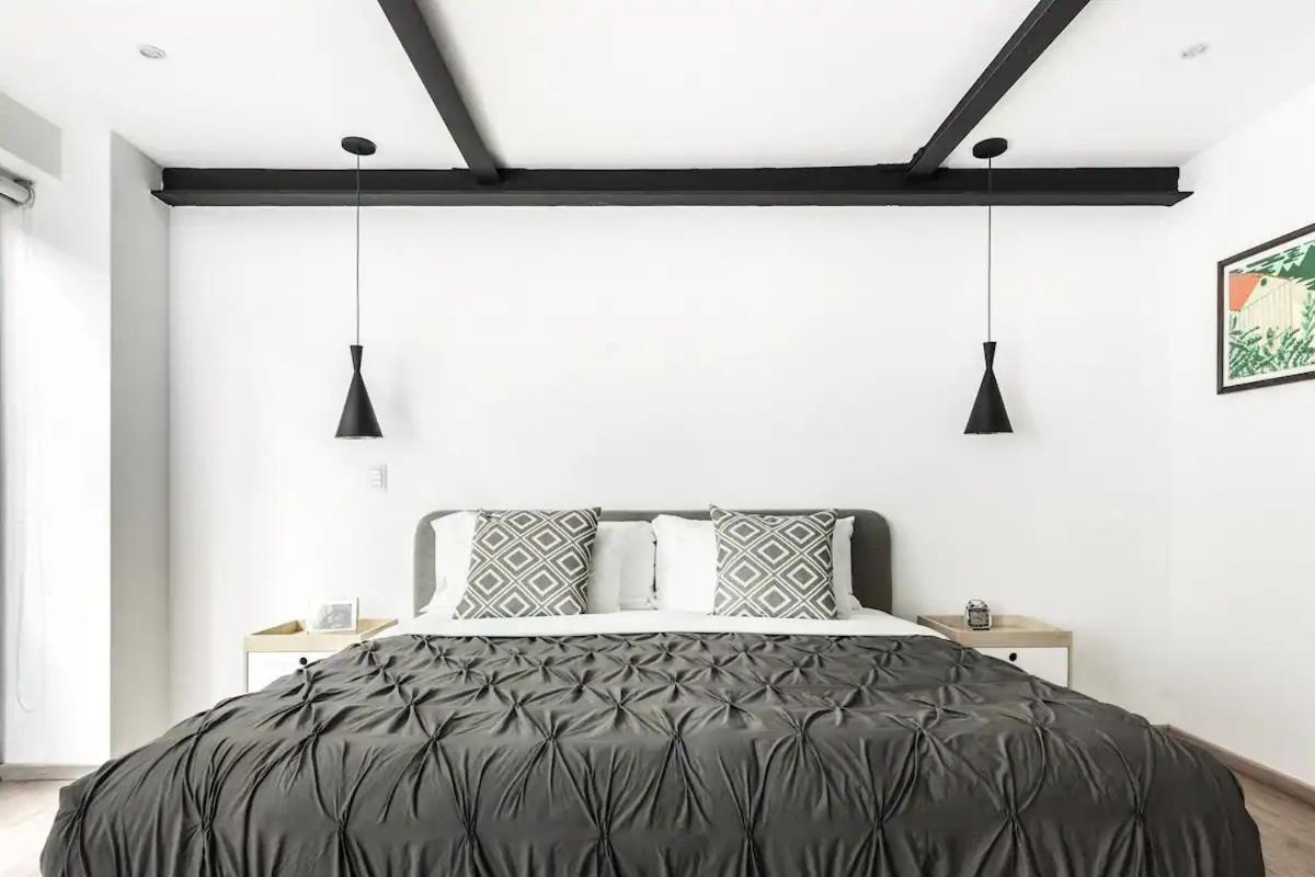 Uppermost 3BR, Gym, Roofgarden. Socrates view 5