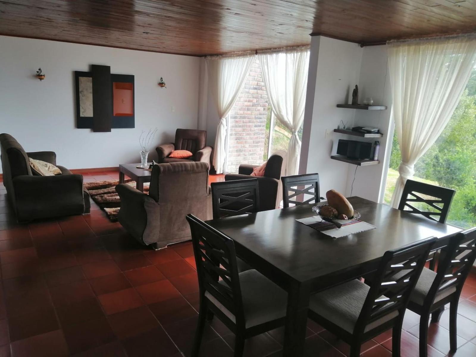 Chalet_Laguna_Azul