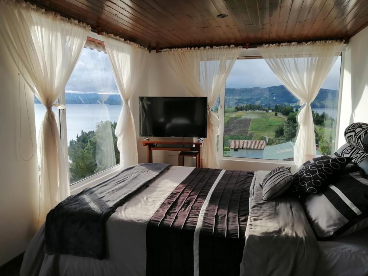 Chalet_Laguna_Azul